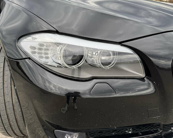 Чорний БМВ 5 Серія, об'ємом двигуна 2.98 л та пробігом 260 тис. км за 12000 $, фото 9 на Automoto.ua