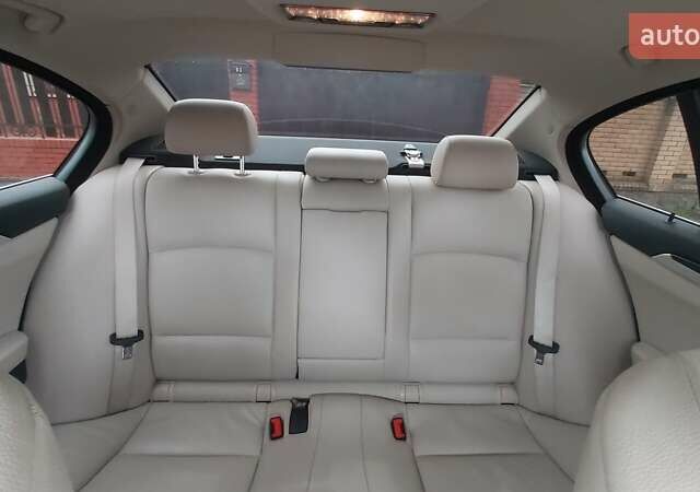 Черный БМВ 5 Серия, объемом двигателя 3 л и пробегом 152 тыс. км за 14150 $, фото 25 на Automoto.ua