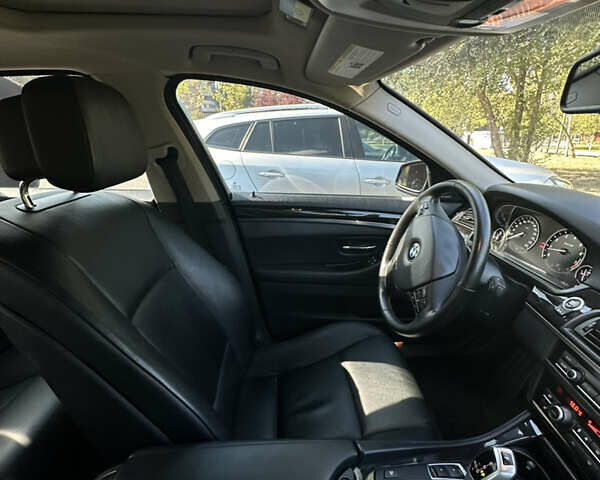 Черный БМВ 5 Серия, объемом двигателя 2.98 л и пробегом 152 тыс. км за 13700 $, фото 19 на Automoto.ua