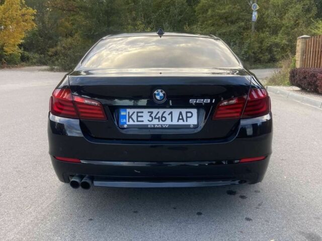 БМВ 5 Серия 2012 в Днепре (Днепропетровске) на Automoto.ua Черный БМВ 5 Серия, объемом двигателя 2 л и пробегом 221 тыс. км за 13200 $, фото 5 на Automoto.ua