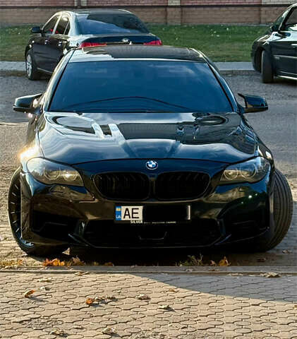 Черный БМВ 5 Серия, объемом двигателя 2.99 л и пробегом 223 тыс. км за 16000 $, фото 4 на Automoto.ua