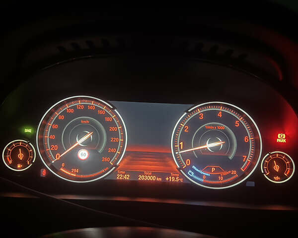 БМВ 5 Серия 2012 в Ивано-Франковске на Automoto.ua Черный БМВ 5 Серия, объемом двигателя 2 л и пробегом 210 тыс. км за 15000 $, фото 19 на Automoto.ua