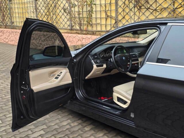 Чорний БМВ 5 Серія, об'ємом двигуна 2 л та пробігом 240 тис. км за 12499 $, фото 4 на Automoto.ua