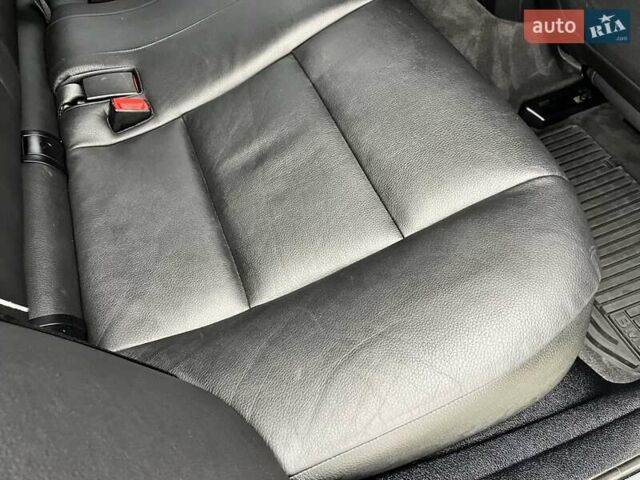 Чорний БМВ 5 Серія, об'ємом двигуна 2 л та пробігом 264 тис. км за 13999 $, фото 146 на Automoto.ua