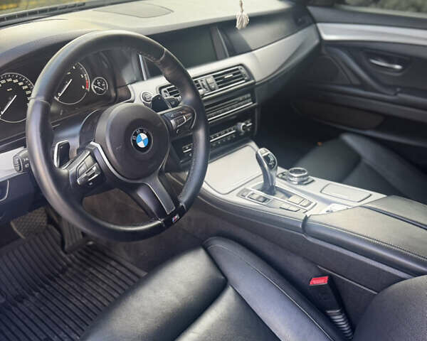 БМВ 5 Серия 2013 в Днепре (Днепропетровске) на Automoto.ua Черный БМВ 5 Серия, объемом двигателя 3 л и пробегом 110 тыс. км за 22500 $, фото 20 на Automoto.ua