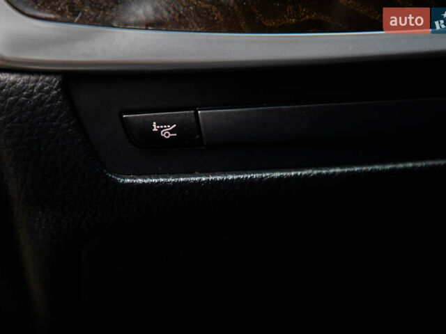 Чорний БМВ 5 Серія, об'ємом двигуна 3 л та пробігом 233 тис. км за 19600 $, фото 65 на Automoto.ua