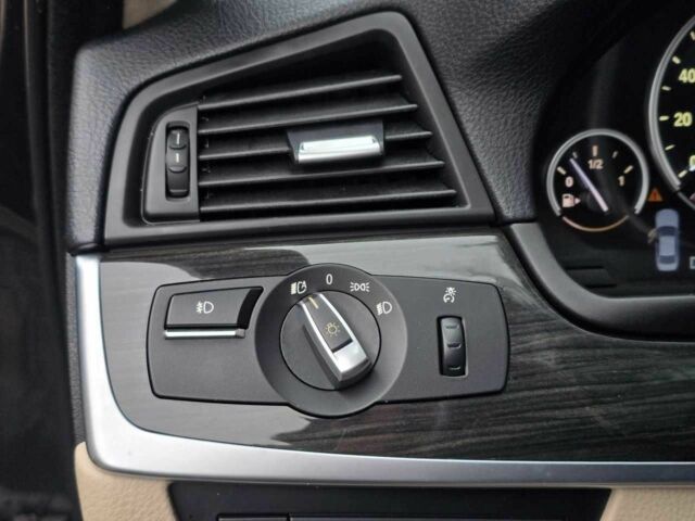 Чорний БМВ 5 Серія, об'ємом двигуна 2 л та пробігом 240 тис. км за 12499 $, фото 8 на Automoto.ua