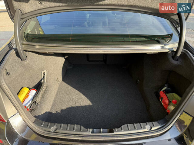 Черный БМВ 5 Серия, объемом двигателя 2.99 л и пробегом 214 тыс. км за 24000 $, фото 12 на Automoto.ua