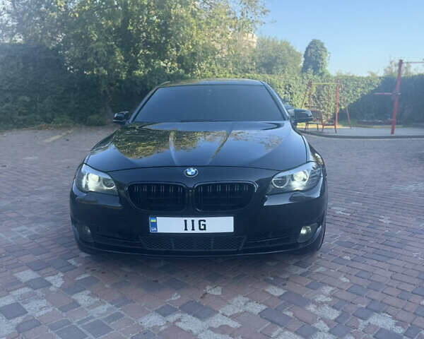 Черный БМВ 5 Серия, объемом двигателя 3 л и пробегом 296 тыс. км за 12300 $, фото 5 на Automoto.ua