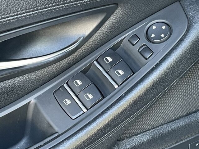 Черный БМВ 5 Серия, объемом двигателя 3 л и пробегом 177 тыс. км за 17999 $, фото 11 на Automoto.ua