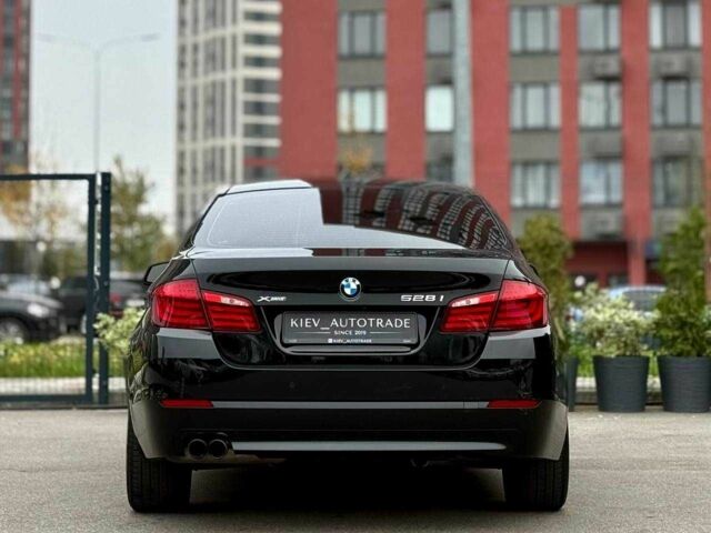 Чорний БМВ 5 Серія, об'ємом двигуна 2 л та пробігом 132 тис. км за 14300 $, фото 2 на Automoto.ua