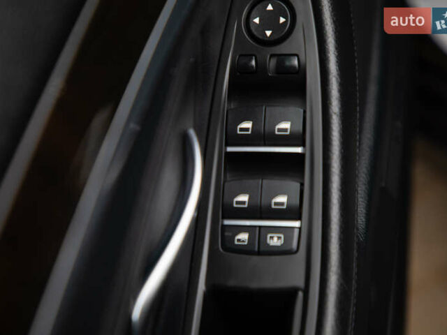 Чорний БМВ 5 Серія, об'ємом двигуна 3 л та пробігом 233 тис. км за 19600 $, фото 60 на Automoto.ua