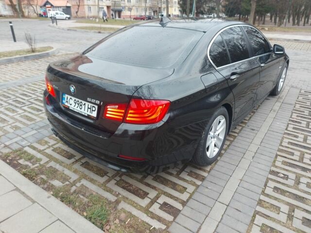 Черный БМВ 5 Серия, объемом двигателя 2 л и пробегом 191 тыс. км за 12000 $, фото 7 на Automoto.ua