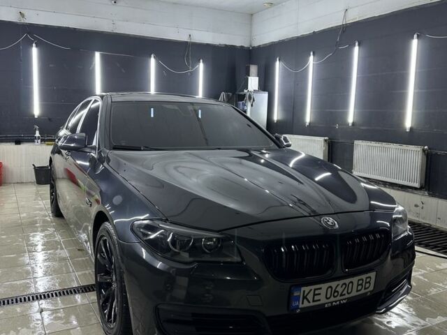 Черный БМВ 5 Серия, объемом двигателя 3 л и пробегом 120 тыс. км за 18300 $, фото 1 на Automoto.ua