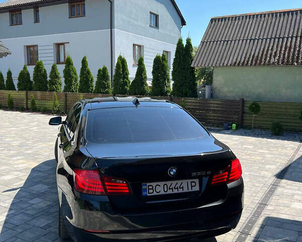 Черный БМВ 5 Серия, объемом двигателя 2.99 л и пробегом 279 тыс. км за 15500 $, фото 5 на Automoto.ua