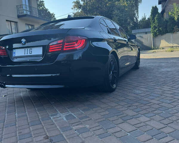 Черный БМВ 5 Серия, объемом двигателя 3 л и пробегом 296 тыс. км за 12300 $, фото 1 на Automoto.ua