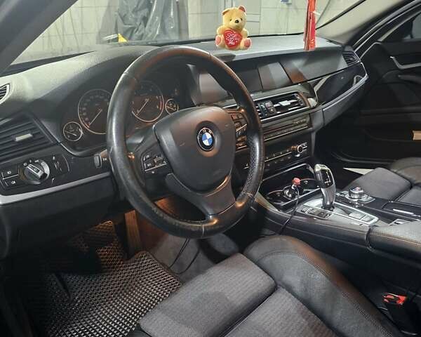 Чорний БМВ 5 Серія, об'ємом двигуна 2 л та пробігом 220 тис. км за 14700 $, фото 8 на Automoto.ua