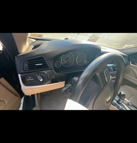 Чорний БМВ 5 Серія, об'ємом двигуна 2 л та пробігом 250 тис. км за 8500 $, фото 10 на Automoto.ua