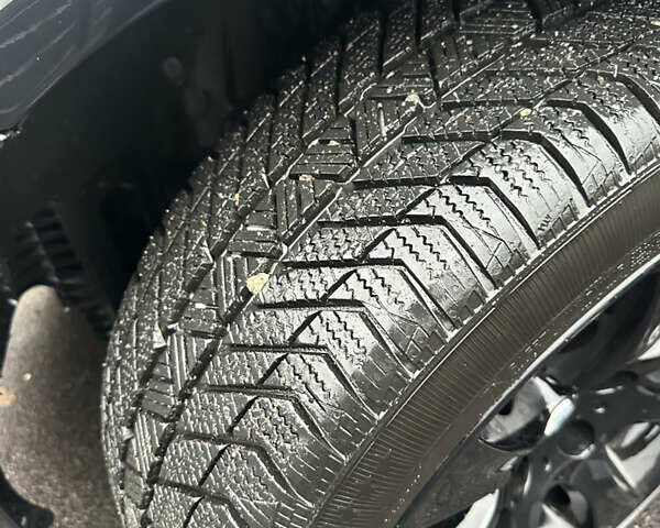 Черный БМВ 5 Серия, объемом двигателя 2 л и пробегом 199 тыс. км за 13999 $, фото 23 на Automoto.ua