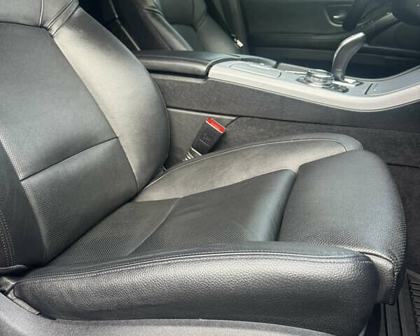 БМВ 5 Серия 2013 в Днепре (Днепропетровске) на Automoto.ua Черный БМВ 5 Серия, объемом двигателя 3 л и пробегом 110 тыс. км за 22500 $, фото 21 на Automoto.ua