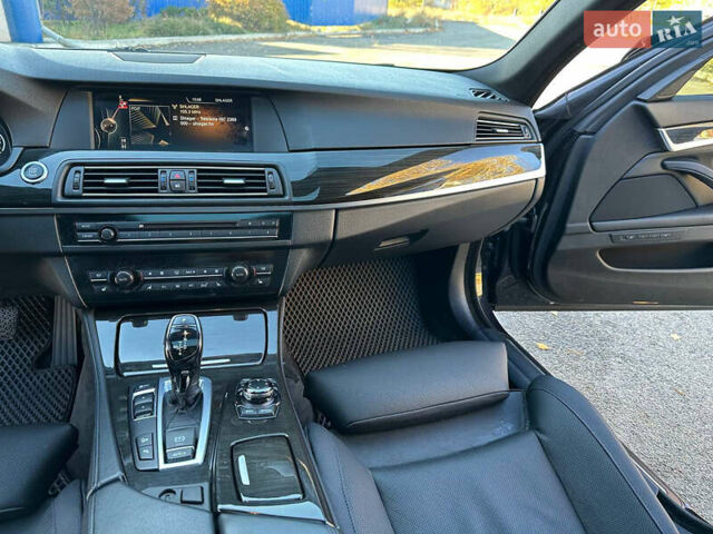 БМВ 5 Серия 2013 в Днепре (Днепропетровске) на Automoto.ua Черный БМВ 5 Серия, объемом двигателя 4.4 л и пробегом 115 тыс. км за 17999 $, фото 18 на Automoto.ua