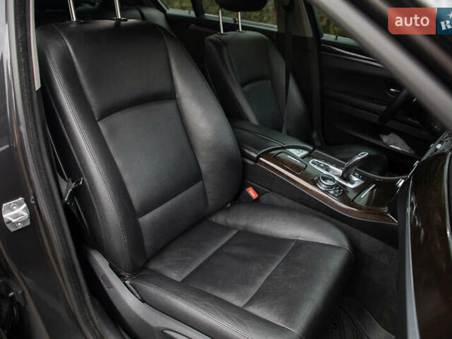 Чорний БМВ 5 Серія, об'ємом двигуна 3 л та пробігом 233 тис. км за 19600 $, фото 34 на Automoto.ua