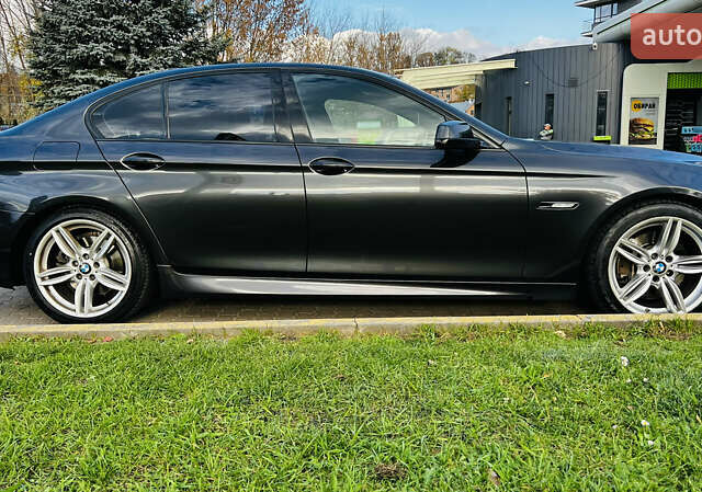 Черный БМВ 5 Серия, объемом двигателя 3 л и пробегом 263 тыс. км за 15900 $, фото 4 на Automoto.ua