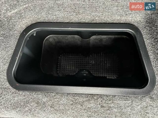 Чорний БМВ 5 Серія, об'ємом двигуна 2 л та пробігом 264 тис. км за 13999 $, фото 169 на Automoto.ua