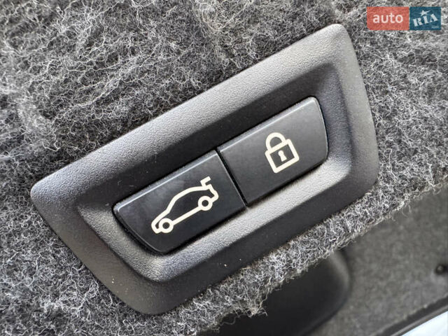 Чорний БМВ 5 Серія, об'ємом двигуна 2 л та пробігом 284 тис. км за 13300 $, фото 18 на Automoto.ua