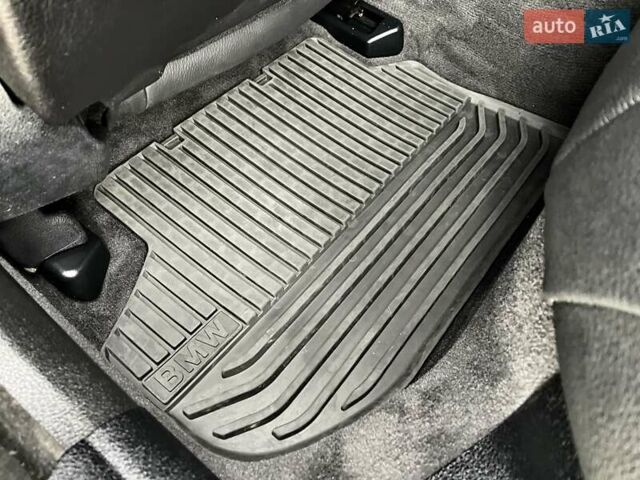 Чорний БМВ 5 Серія, об'ємом двигуна 2 л та пробігом 264 тис. км за 13999 $, фото 158 на Automoto.ua