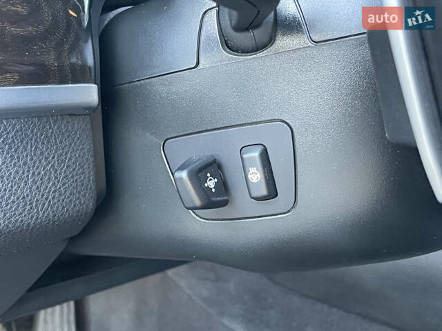 Черный БМВ 5 Серия, объемом двигателя 3 л и пробегом 177 тыс. км за 17999 $, фото 15 на Automoto.ua