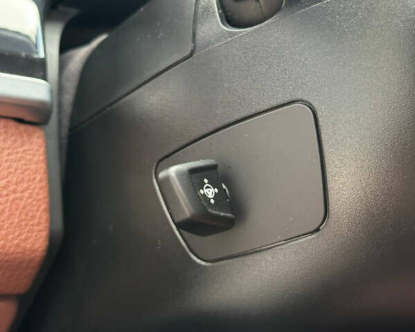 БМВ 5 Серия 2013 в Ужгороде на Automoto.ua Черный БМВ 5 Серия, объемом двигателя 2.99 л и пробегом 290 тыс. км за 21900 $, фото 9 на Automoto.ua