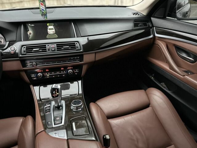 Черный БМВ 5 Серия, объемом двигателя 3 л и пробегом 283 тыс. км за 19000 $, фото 11 на Automoto.ua