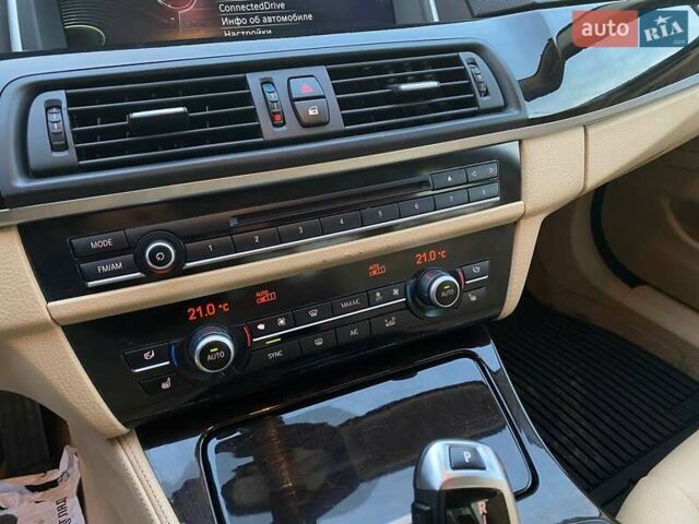 Чорний БМВ 5 Серія, об'ємом двигуна 3 л та пробігом 208 тис. км за 15600 $, фото 16 на Automoto.ua