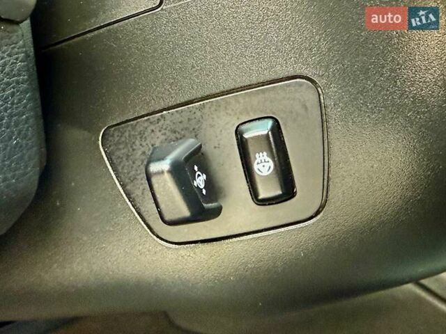 Чорний БМВ 5 Серія, об'ємом двигуна 2 л та пробігом 224 тис. км за 12300 $, фото 51 на Automoto.ua