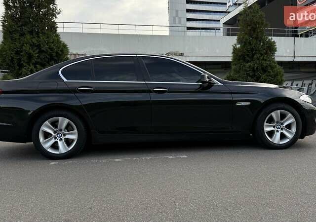 Черный БМВ 5 Серия, объемом двигателя 2 л и пробегом 170 тыс. км за 12650 $, фото 4 на Automoto.ua