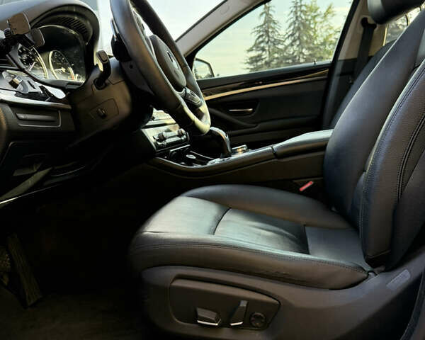 Черный БМВ 5 Серия, объемом двигателя 2.99 л и пробегом 214 тыс. км за 24000 $, фото 7 на Automoto.ua