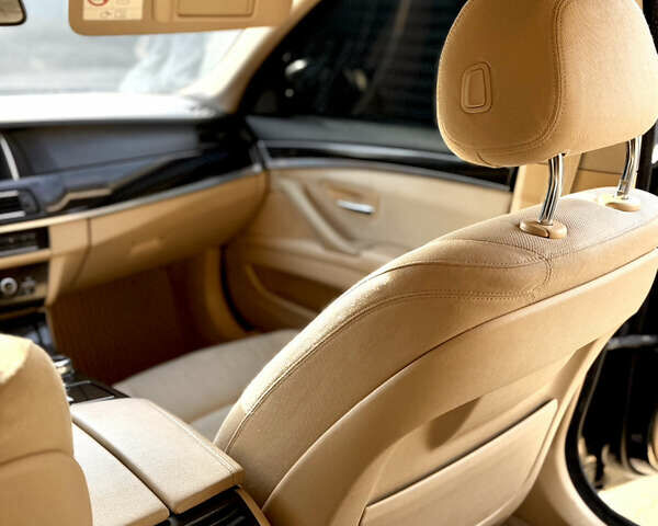 Черный БМВ 5 Серия, объемом двигателя 2 л и пробегом 207 тыс. км за 16999 $, фото 6 на Automoto.ua