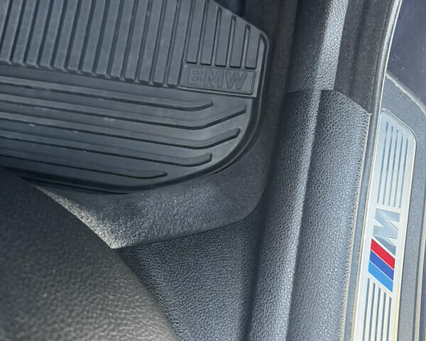 БМВ 5 Серия 2013 в Днепре (Днепропетровске) на Automoto.ua Черный БМВ 5 Серия, объемом двигателя 3 л и пробегом 110 тыс. км за 22500 $, фото 39 на Automoto.ua