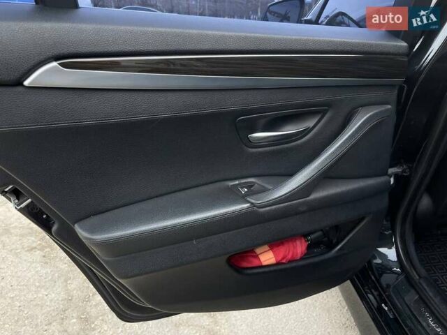 Чорний БМВ 5 Серія, об'ємом двигуна 2 л та пробігом 240 тис. км за 12799 $, фото 15 на Automoto.ua