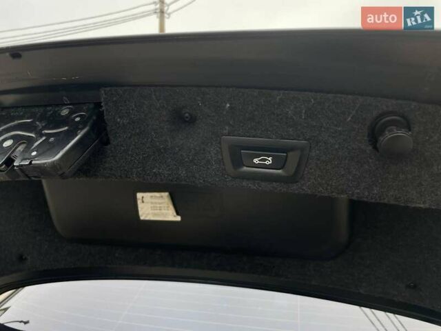 Чорний БМВ 5 Серія, об'ємом двигуна 2 л та пробігом 240 тис. км за 12799 $, фото 12 на Automoto.ua