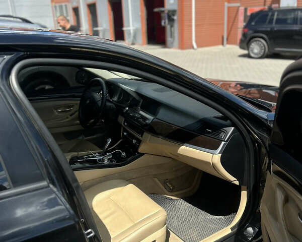 Черный БМВ 5 Серия, объемом двигателя 3 л и пробегом 250 тыс. км за 12900 $, фото 10 на Automoto.ua