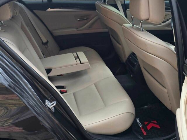 Чорний БМВ 5 Серія, об'ємом двигуна 2 л та пробігом 240 тис. км за 12499 $, фото 15 на Automoto.ua