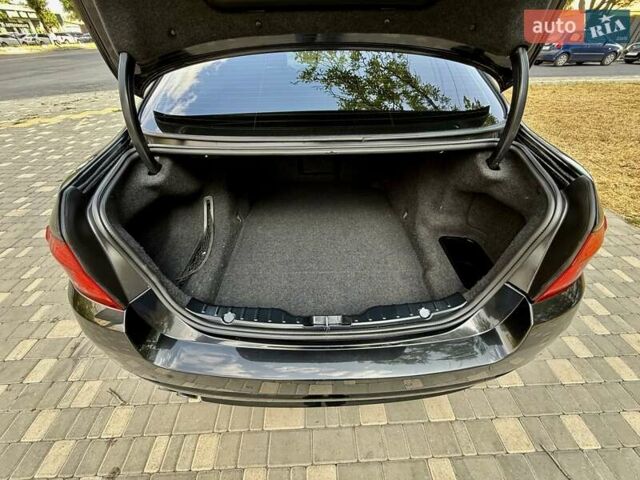 Чорний БМВ 5 Серія, об'ємом двигуна 2 л та пробігом 224 тис. км за 12300 $, фото 80 на Automoto.ua