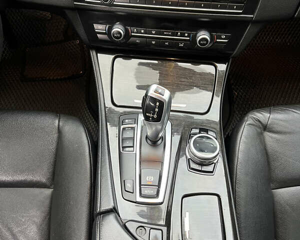 Черный БМВ 5 Серия, объемом двигателя 2 л и пробегом 170 тыс. км за 12800 $, фото 7 на Automoto.ua