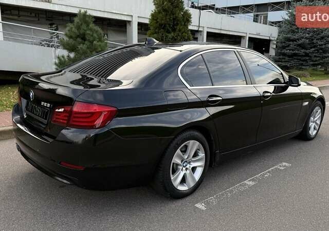 Черный БМВ 5 Серия, объемом двигателя 2 л и пробегом 170 тыс. км за 12650 $, фото 12 на Automoto.ua