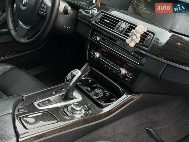 Чорний БМВ 5 Серія, об'ємом двигуна 2 л та пробігом 240 тис. км за 12799 $, фото 31 на Automoto.ua