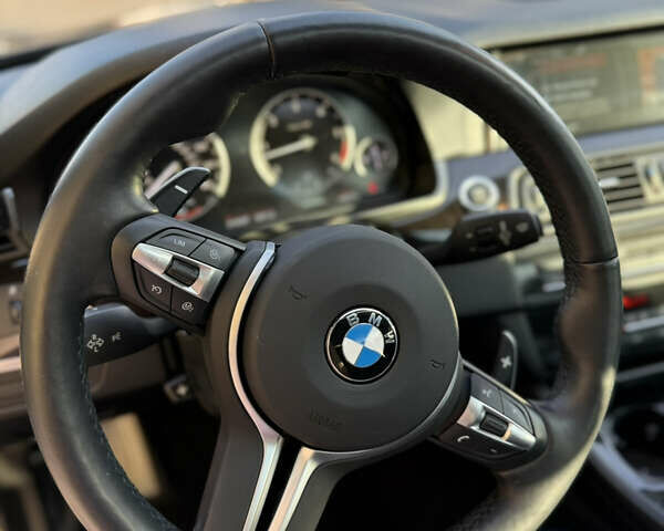 Черный БМВ 5 Серия, объемом двигателя 2.99 л и пробегом 214 тыс. км за 24000 $, фото 5 на Automoto.ua