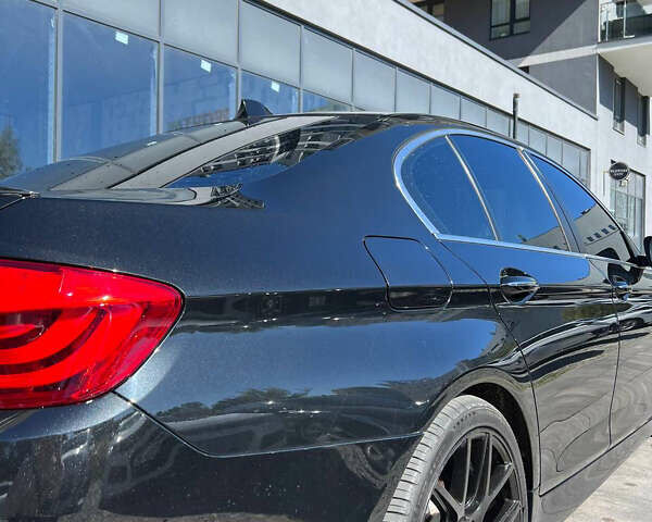 Чорний БМВ 5 Серія, об'ємом двигуна 2 л та пробігом 215 тис. км за 13500 $, фото 47 на Automoto.ua