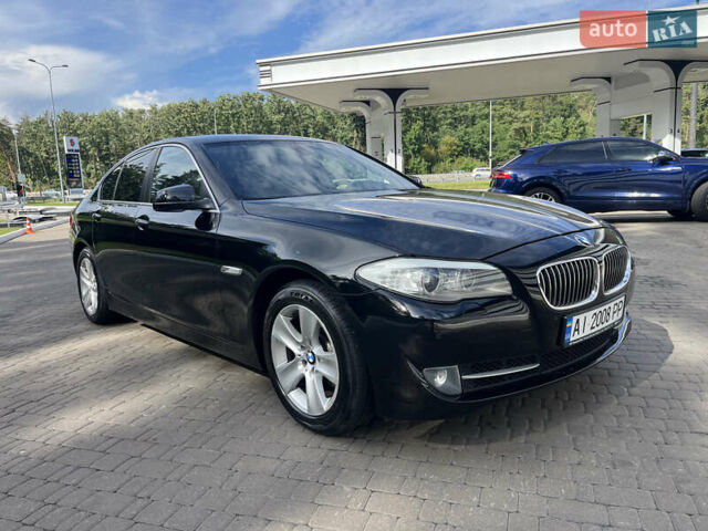Чорний БМВ 5 Серія, об'ємом двигуна 2 л та пробігом 180 тис. км за 13500 $, фото 1 на Automoto.ua
